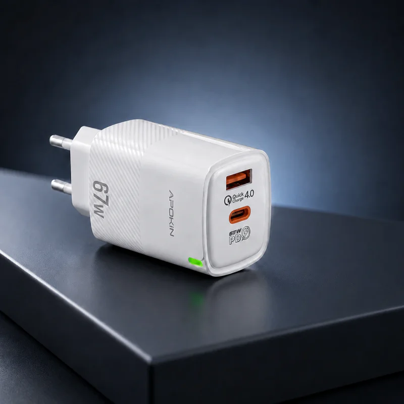 Carregador de Rede Apokin USB-A e USB-C QC 4.0 67 W - Imagem 2