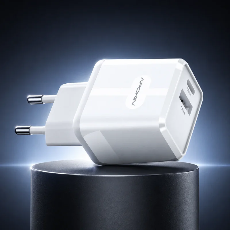 Carregador de Parede Apokin USB-A e USB-C PD 20 W com Cabo USB-C Branco - Imagem 2