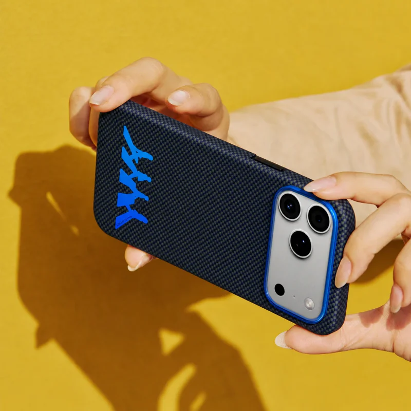 Capa Apokin Airity Abbey Road 1969 para iPhone 17 Pro e 18 Pro em Fibra de Aramida Azul - Imagem 2