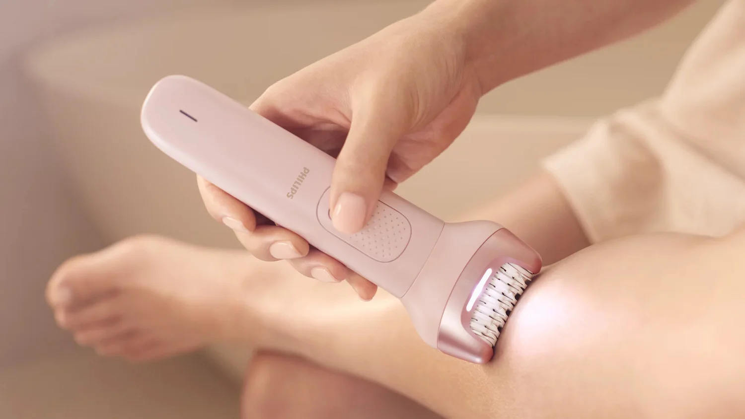Depiladora Philips Epilator Series 9000 BRE718/00 Sem Fios Wet & Dry com ProGuide e 6 Acessórios - Imagem 6