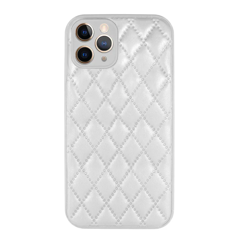 Capa Apokin para iPhone 11 Pro em Pele com Acabamento Fumado Preto - Imagem 2