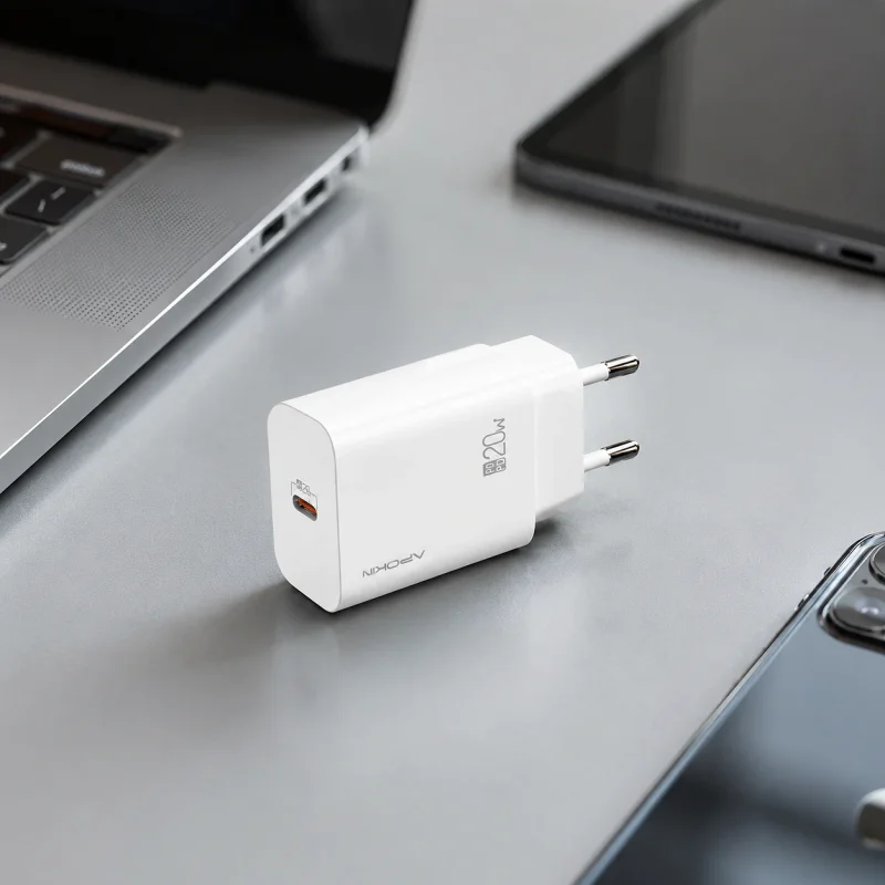 Carregador de Parede Apokin USB-C Power Delivery 20 W 3.0 A sem Cabo Branco - Imagem 4