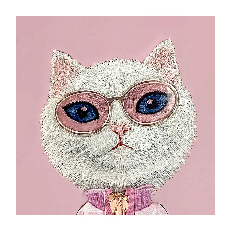 Capa Apokin Nimmy Cool e Cute Bordada Gato para iPhone 17 Gato - Imagem 6