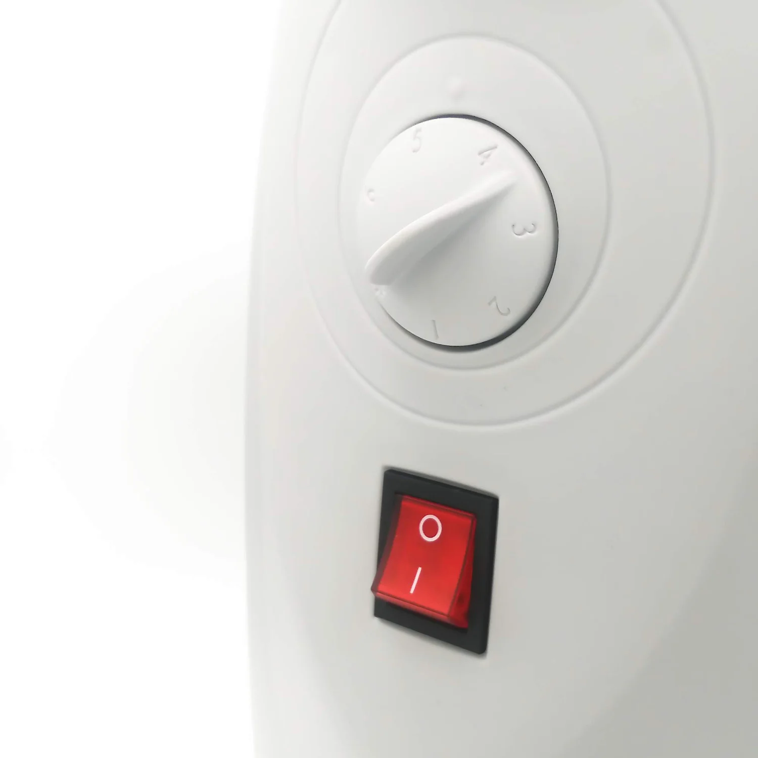 Radiador a Óleo Grunkel RACP-80D 800W 7 Elementos com Termóstato Branco - Imagem 3