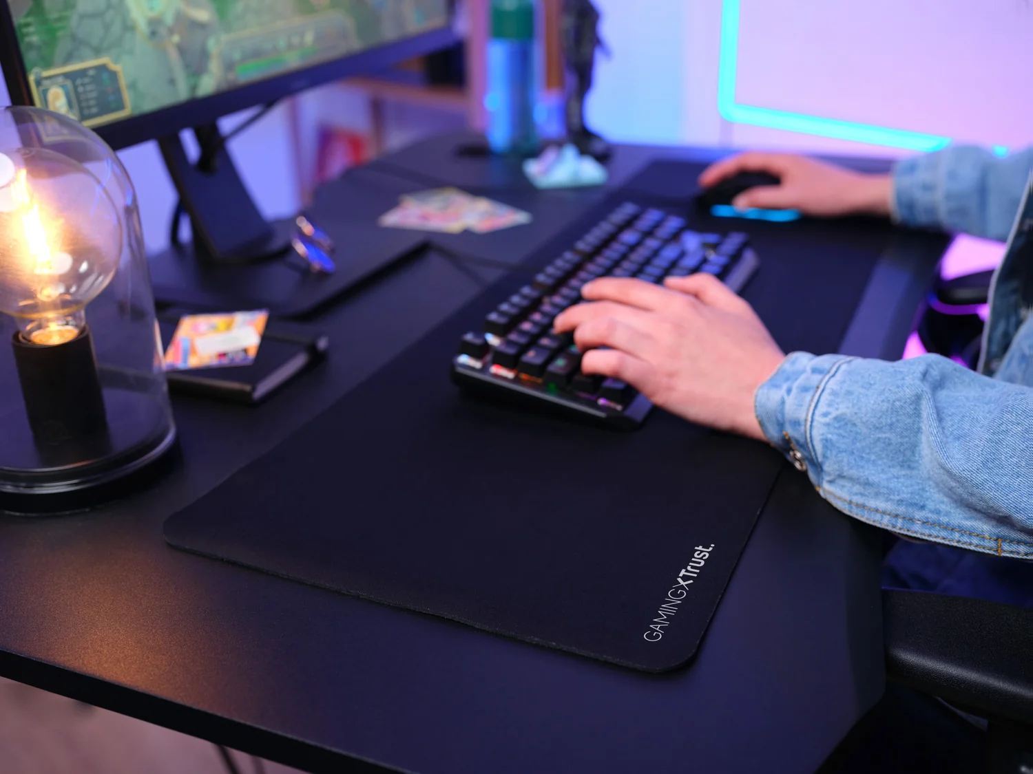 Tapete Gaming Trust GXT758 XXL 930x300mm Espessura 3mm Base Antiderrapante Preto - Imagem 6