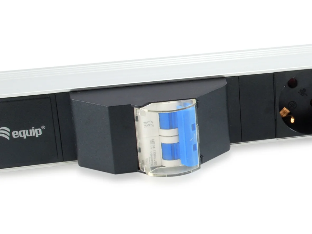 Unidade de Distribuição de Energia PDU 6 Tomadas 1U Rack 16A 3500W Equip Preto - Imagem 4