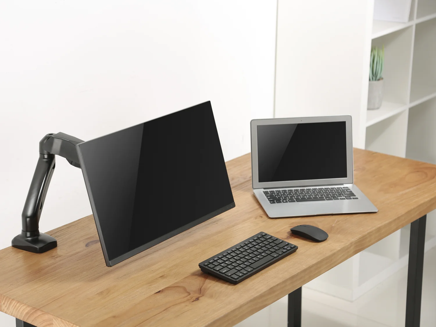 Suporte de Mesa para Monitor Equip 650120 Articulado com Mola a Gás 17"-32" - Imagem 4