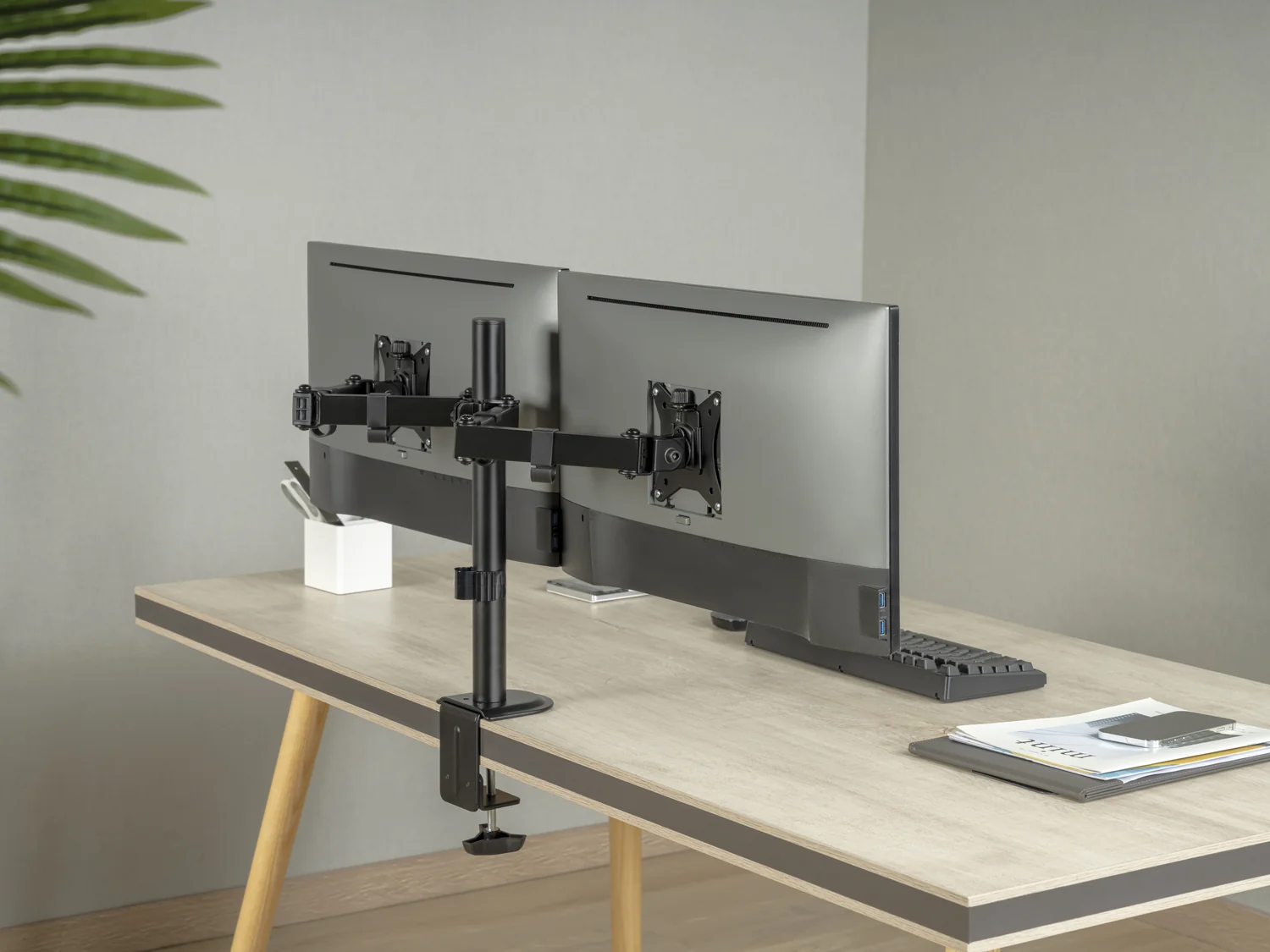 Suporte de Monitor Duplo Articulado para Secretária 17"-32" com Rotação 360° – Equip - Imagem 9