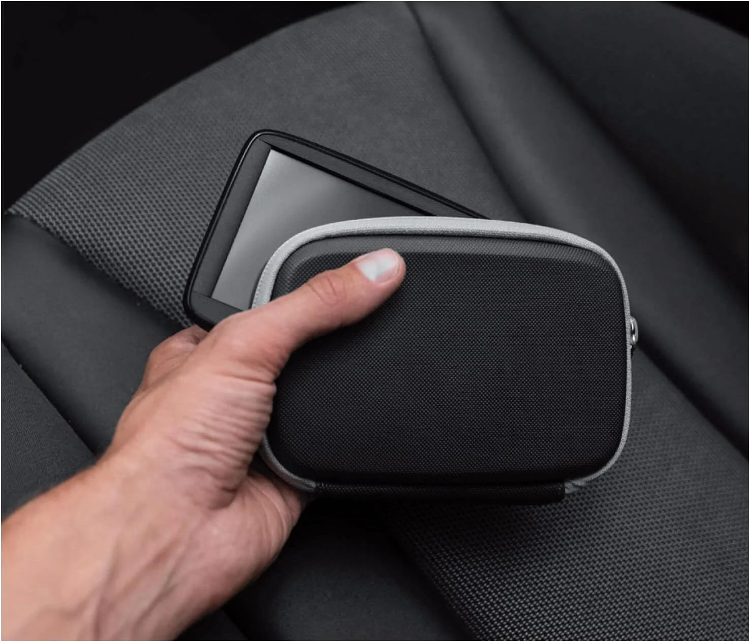 Capa de Transporte TomTom Classic Carry Case para GPS 4"/5" - Imagem 4