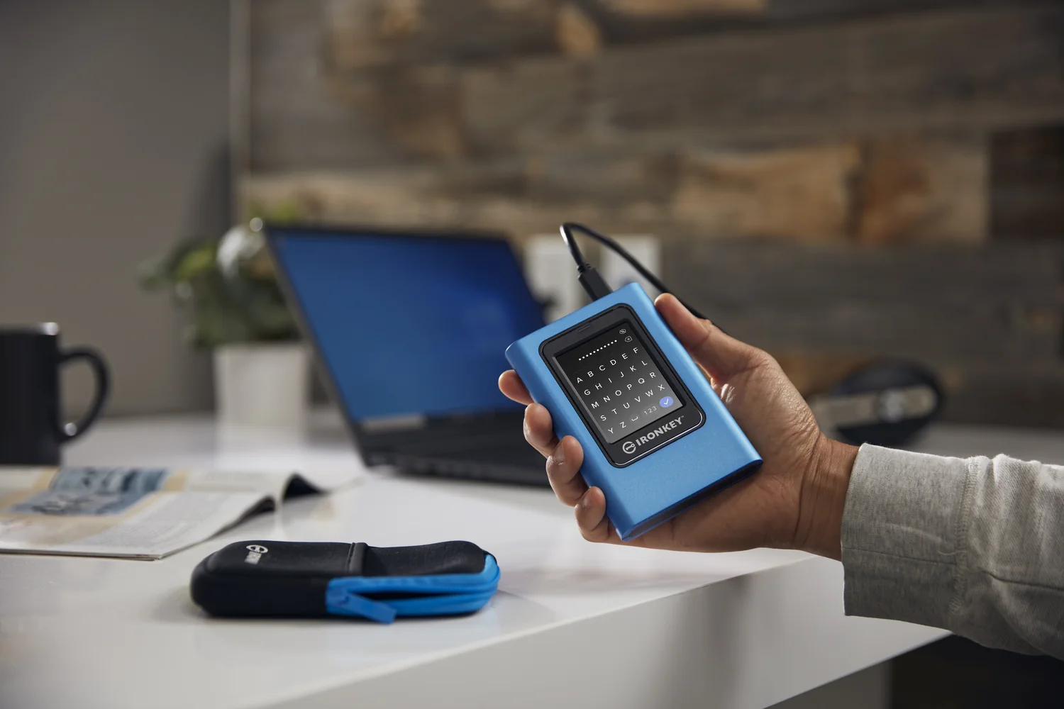 SSD externo encriptado Kingston IronKey Vault Privacy 80 3.84TB USB-C XTS-AES 256-bit - Imagem 12