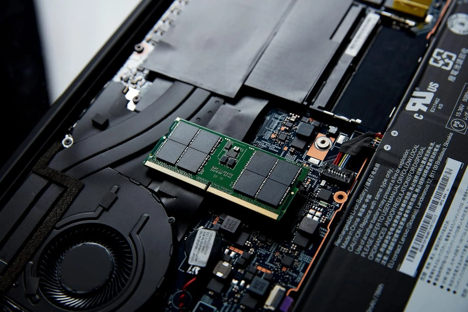 Memória RAM portátil Kingston DDR5 48GB 5600MT/s SO-DIMM CL46 - Imagem 3
