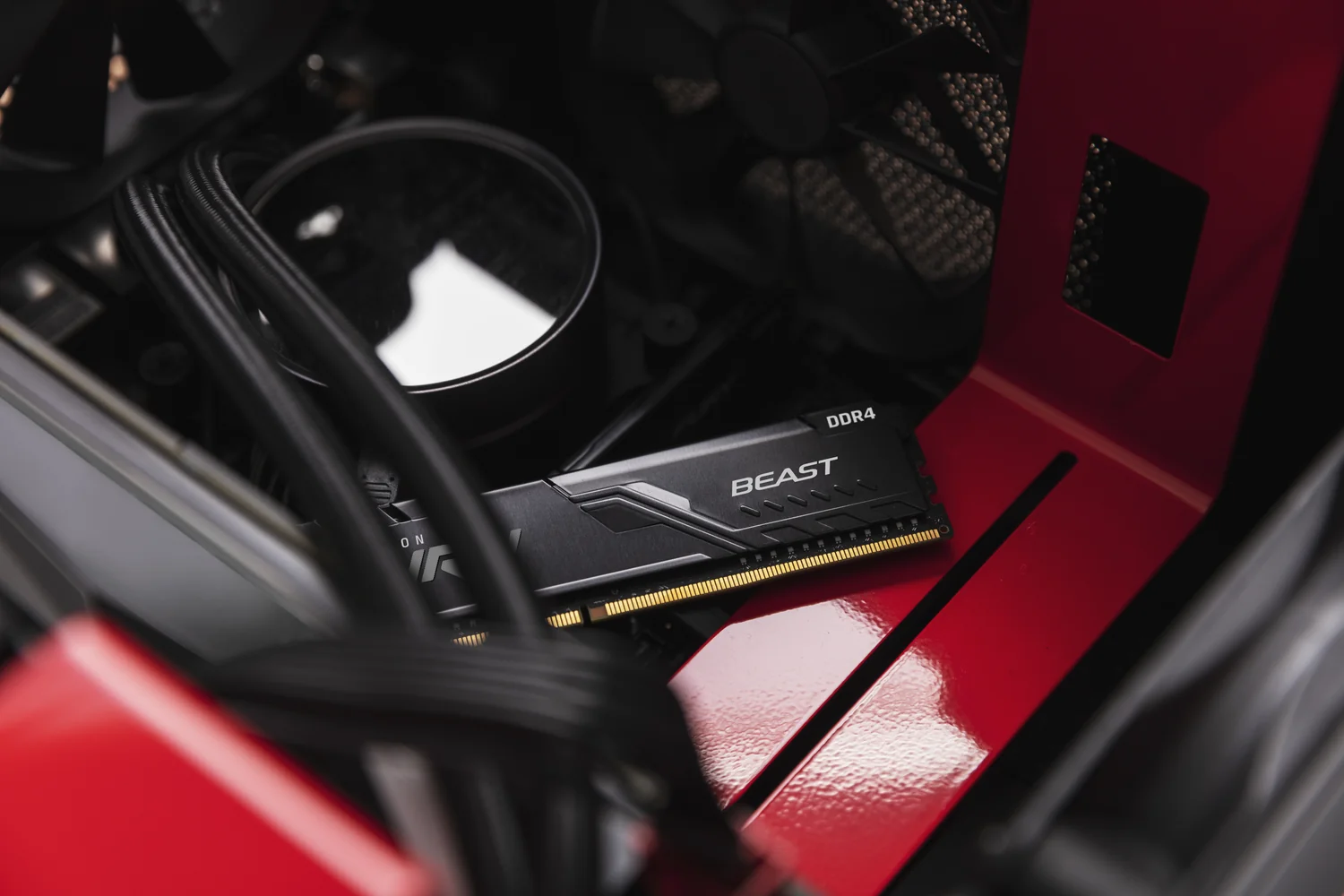Memória RAM DDR4 Kingston FURY Beast Black 16GB 3600MHz CL17 Kit 2x8GB DIMM - Imagem 10