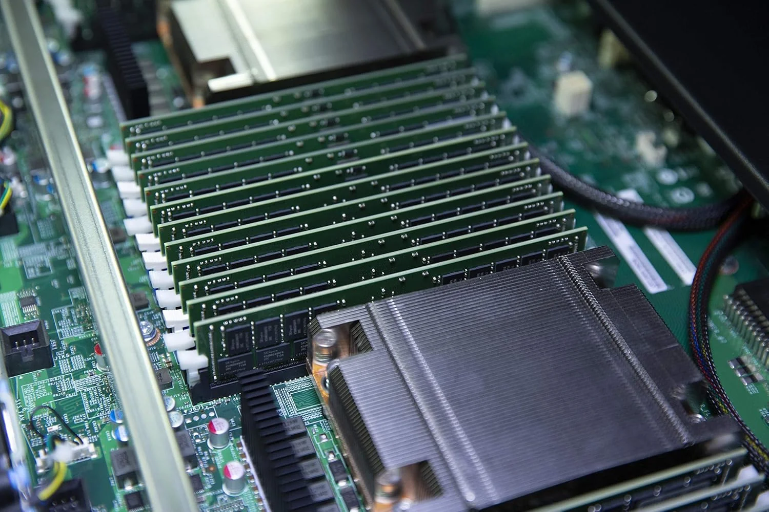 Memória RAM Servidor Kingston KTD-PE432E/8G 8GB DDR4 3200MT/s ECC Unbuffered DIMM - Imagem 2