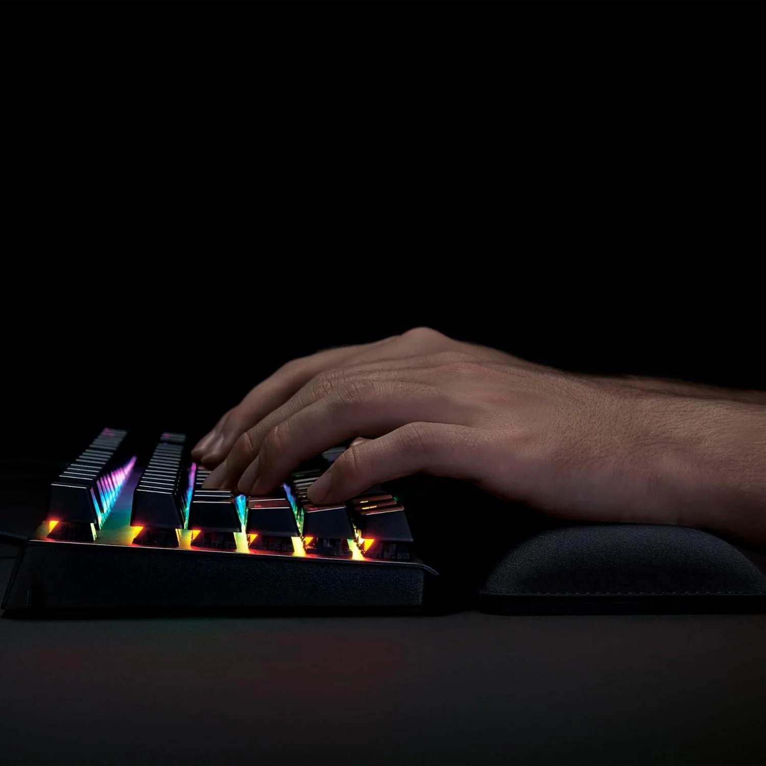 Apoio Pulsos Razer Leatherette Memory Foam Ergonómico para Teclado Gaming Conforto Prolongado - Imagem 9