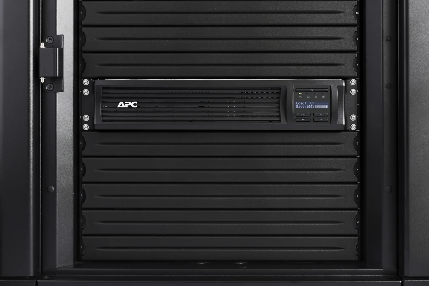 UPS Linha Interativa 1500VA 1000W APC Smart-UPS Rack 2U LCD SmartConnect 4x C13 - Imagem 8