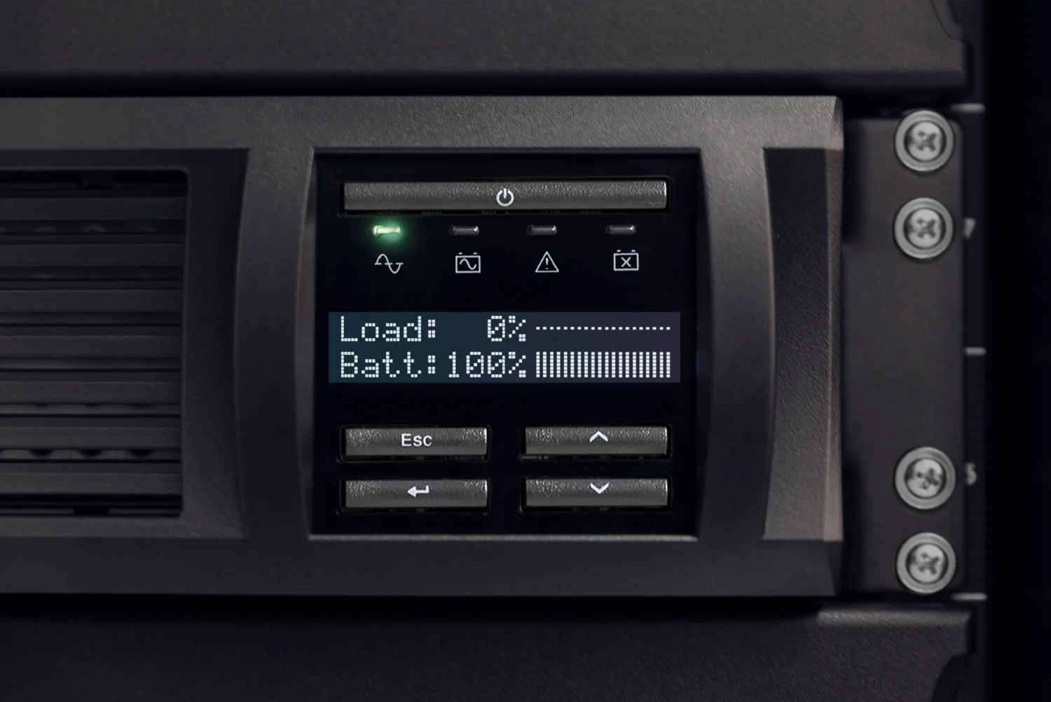 UPS Linha Interativa Rack 2U 750VA 500W APC Smart-UPS 230V Network Card LCD 4x C13 - Imagem 5