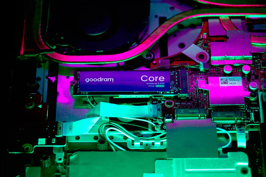 Disco SSD M.2 NVMe Goodram CORE 1TB PCIe 5.0 2280 (10200/8400 MB/s) - Imagem 9