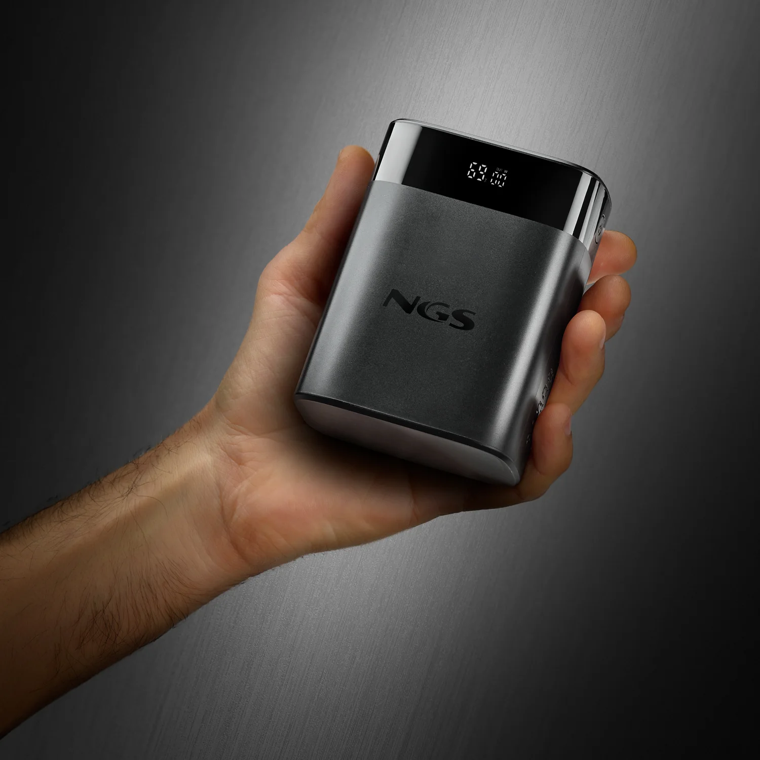 Powerbank NGS Twix 30 30000mAh 140W PD 3.1 2x USB-C + USB-A Ecra LED Carga Rapida Preto - Imagem 6