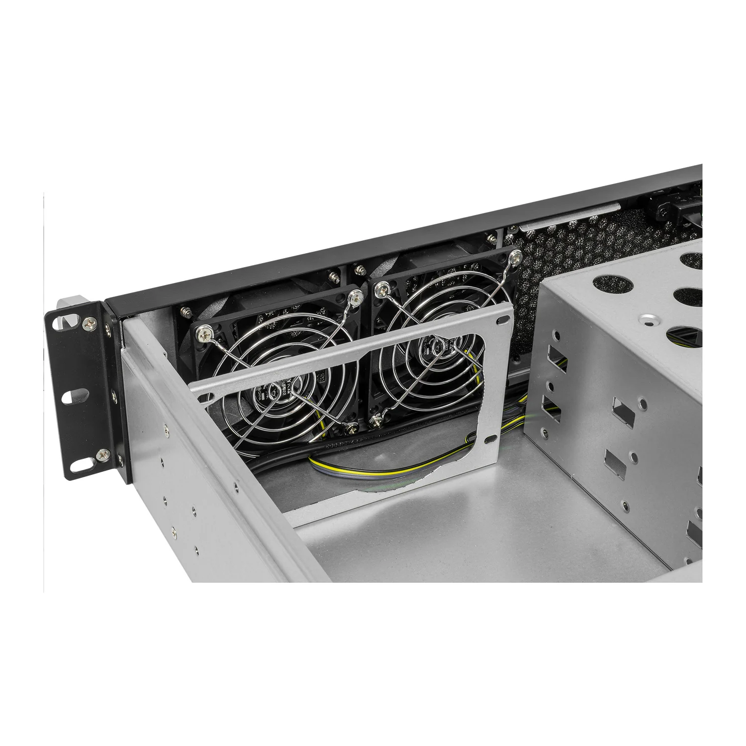 Caixa Rack UNYKAch UK-2130 19" 2U ATX 6x 3.5" 2x 2.5" USB-C Fundo 635mm Prateado e Preto - Imagem 8