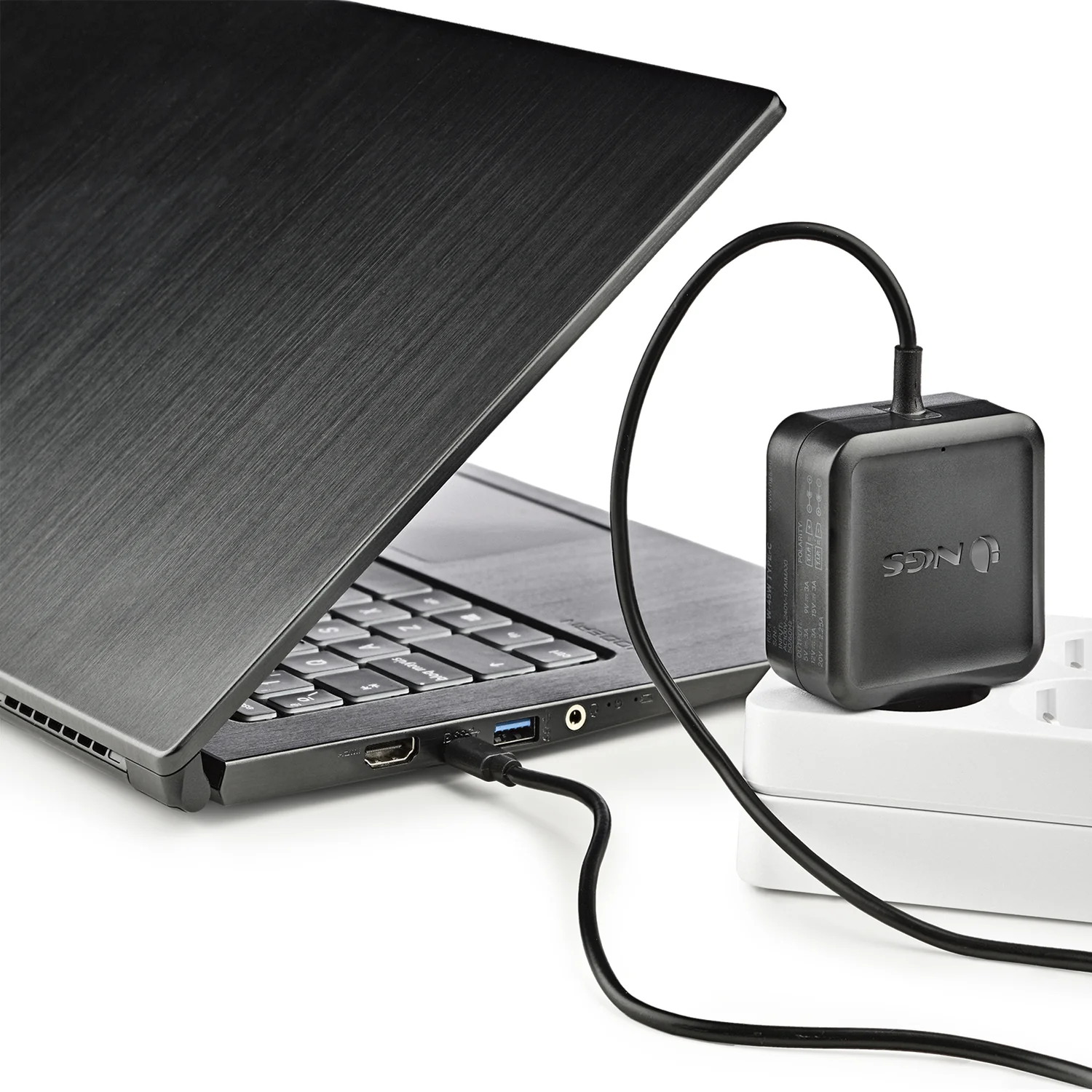 Carregador parede portátil NGS W-45W USB Type-C 45W universal - Preto - Imagem 4