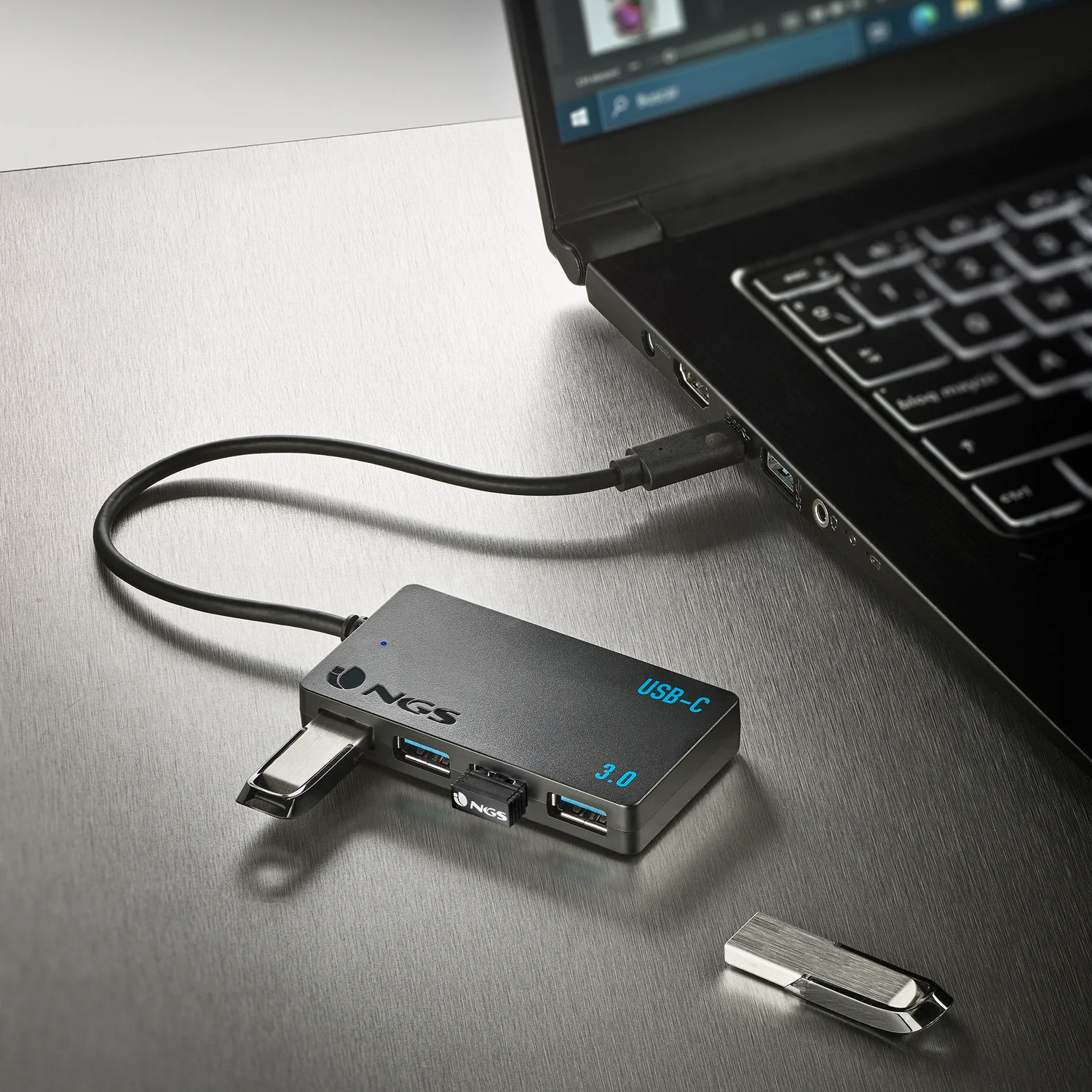 Hub USB NGS Wonder iHub4 USB-C para 4 Portas USB 3.0 Plug and Play - Imagem 7