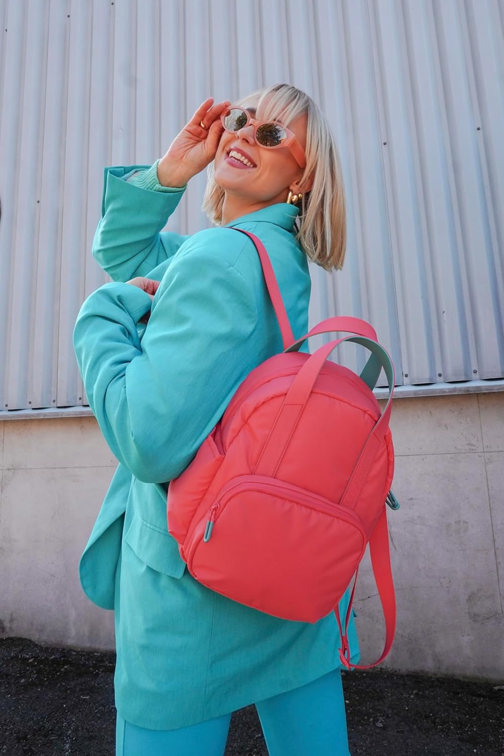 Mochila American Tourister Puffypop S/ Capacidade 8.5L/ Coral - Imagem 6