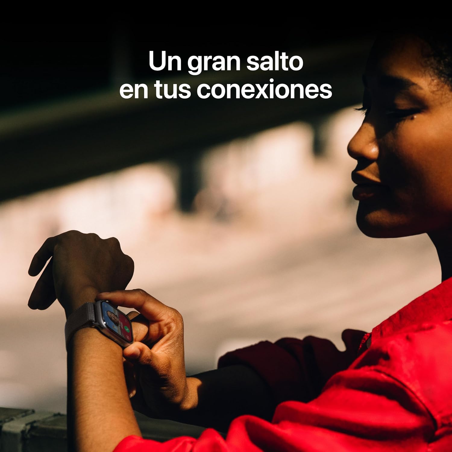 Apple Watch Series 11/ GPS/ Cellular/ 42mm/ Titânio Preto/ Bracelete Desportiva Ardósia Preto (M/L) - Imagem 5