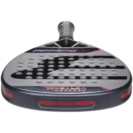 Raquete de Padel Bullpadel Vertex 04 Comfort Pro Line 2025 Martín Di Nenno Fibrix Multieva Cinzento - Imagem 4