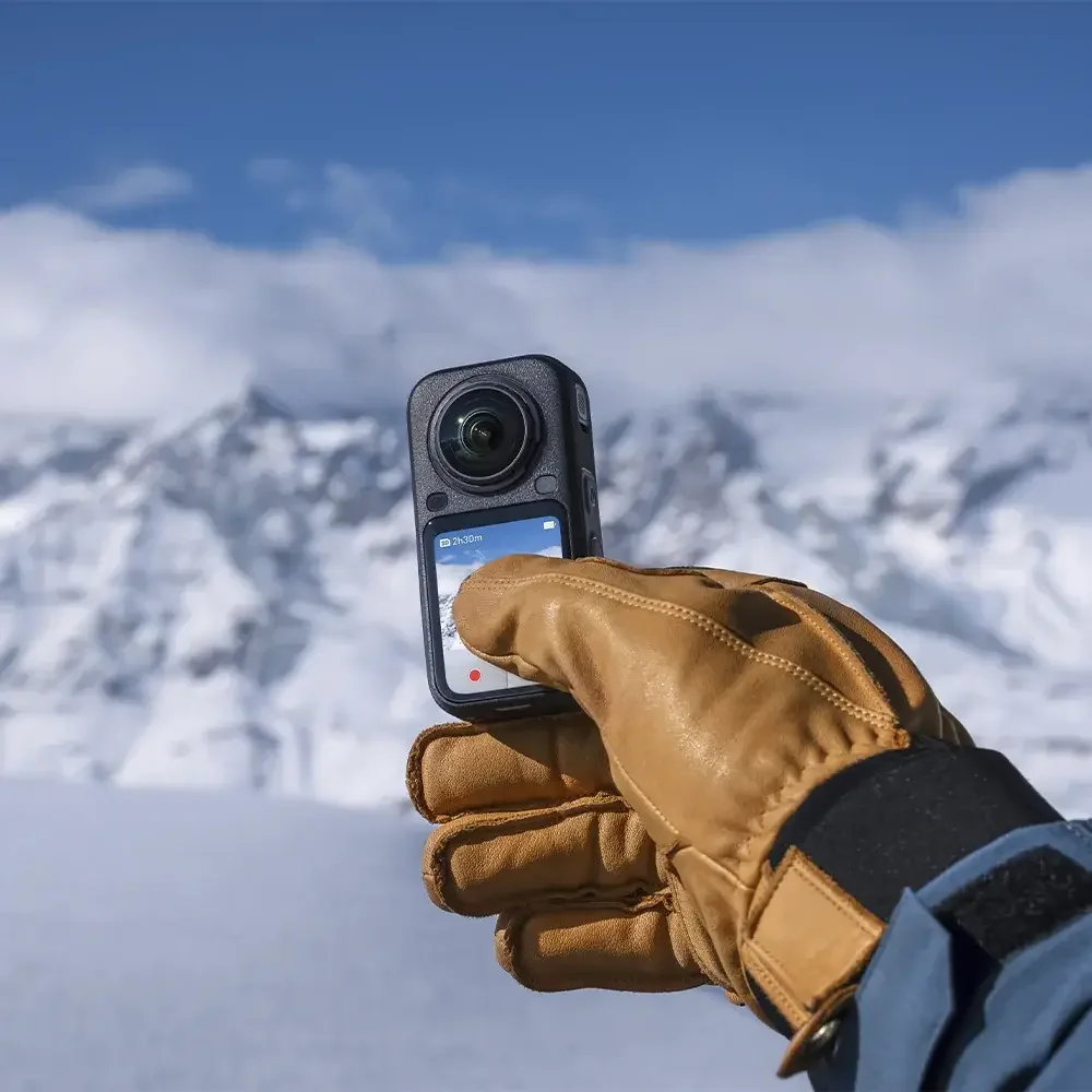 Câmara Desportiva Insta360 X6 8K 360º Dual Sony 1/1.1" Dolby Vision 2600mAh Preto - Imagem 3