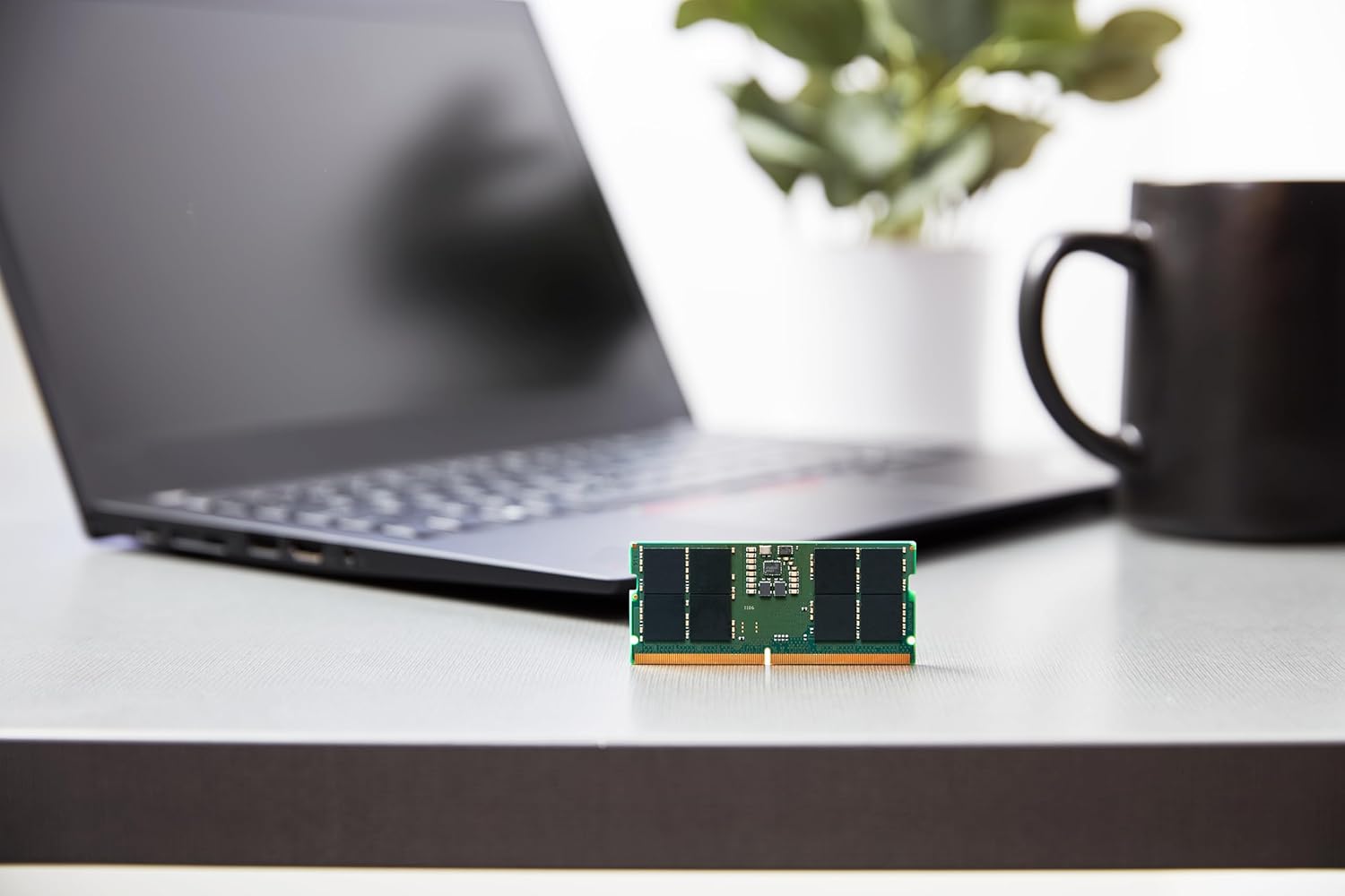 Memória RAM Kingston ValueRAM 16GB/ DDR5/ 5600MHz/ 1.1V/ CL46/ SODIMM - Imagem 4