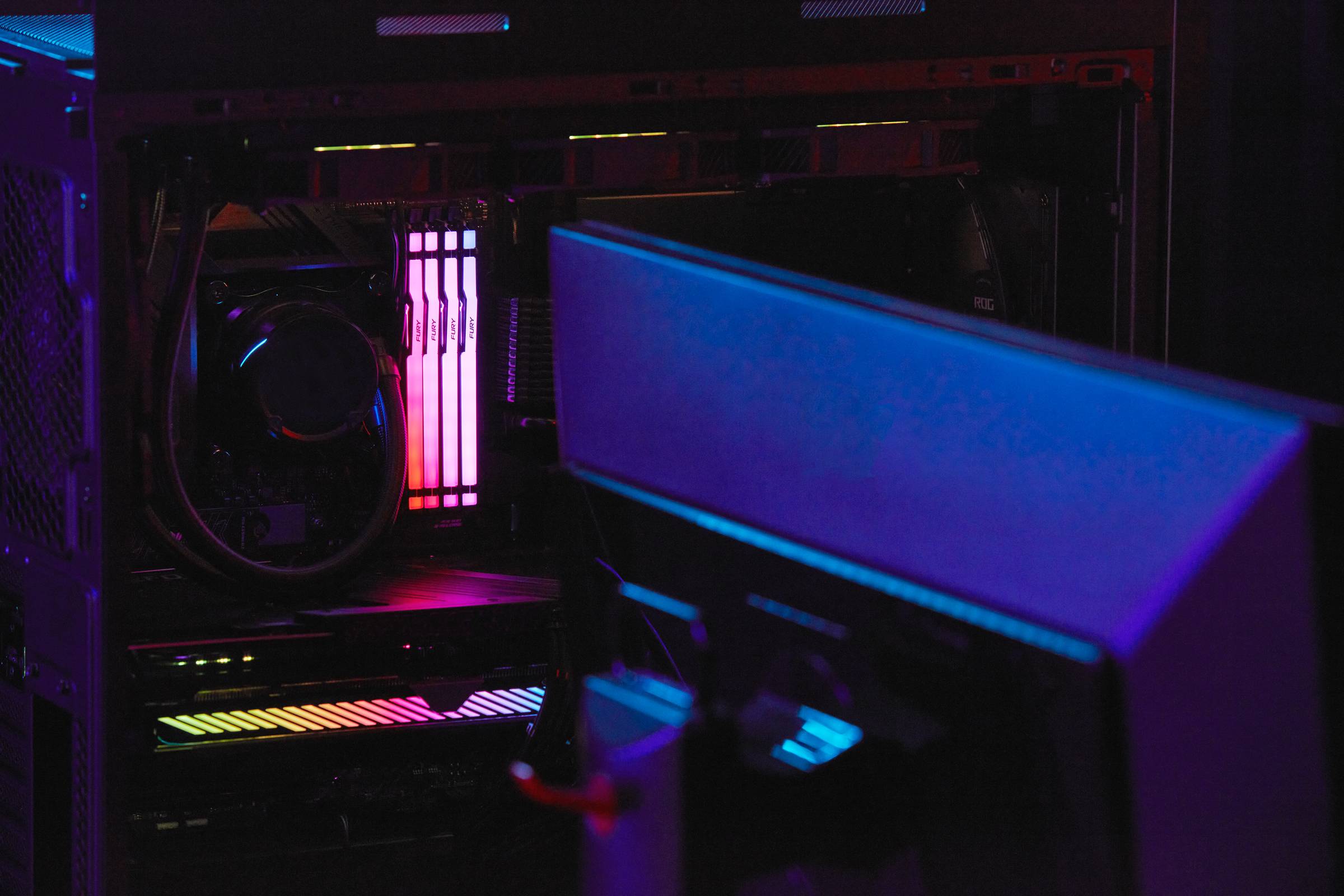 Memória RAM Kingston FURY Beast RGB 2 x 16GB/ DDR5/ 6000MHz/ 1.35V/ CL36/ DIMM - Imagem 16