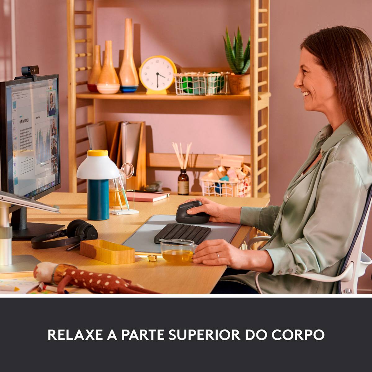 Rato Vertical Sem Fios por Bluetooth/ 2.4GHz Logitech Lift Vertical Ergonomic Mouse/ Até 4000 DPI/ Grafite - Imagem 4