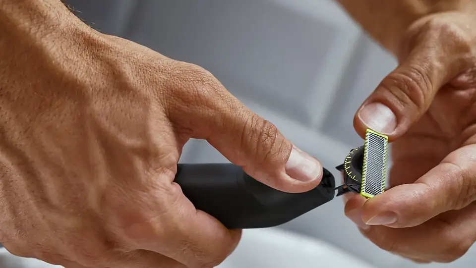 Aparador de Barba e Corpo Philips OneBlade Pro 360 QP6542/15 14 Comprimentos Autonomia 90 min Recarregável - Imagem 7