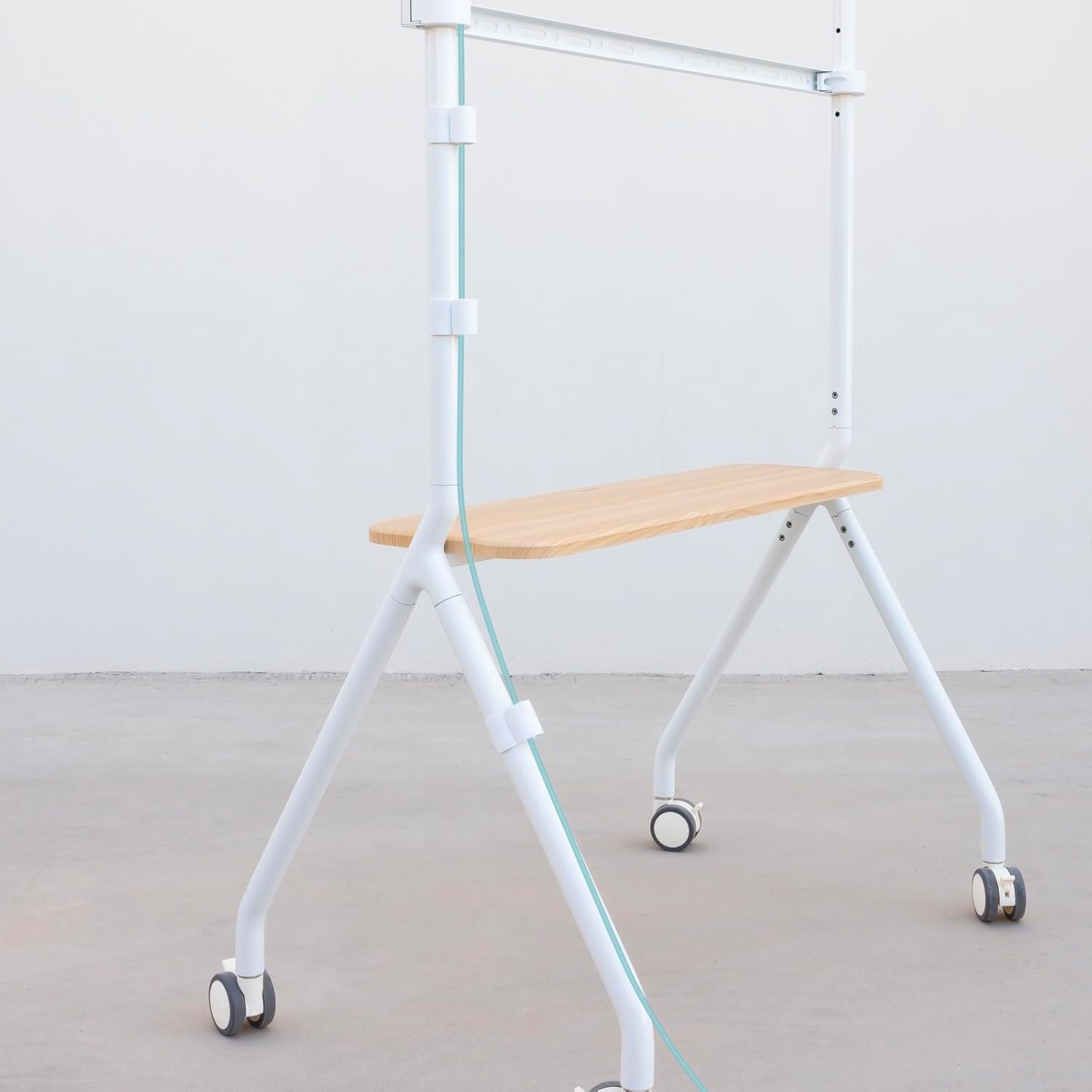 Suporte de Chão com Rodas TooQ iLOVE FS20207M-W para TV de 49-80"/ até 50kg - Imagem 5