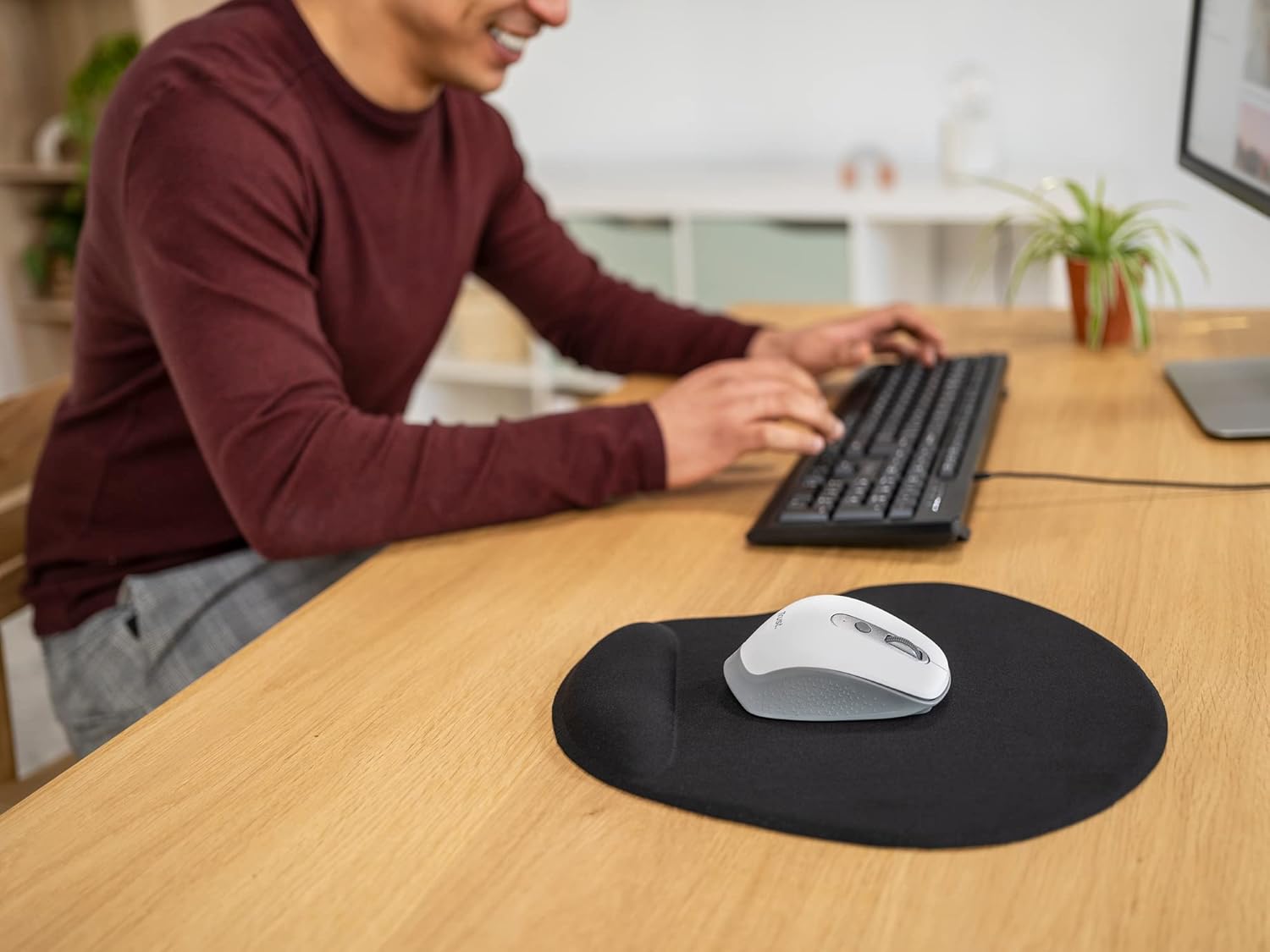 Tapete Ergonómico XL Trust 23728/ 19 x 292 x 322mm - Imagem 4