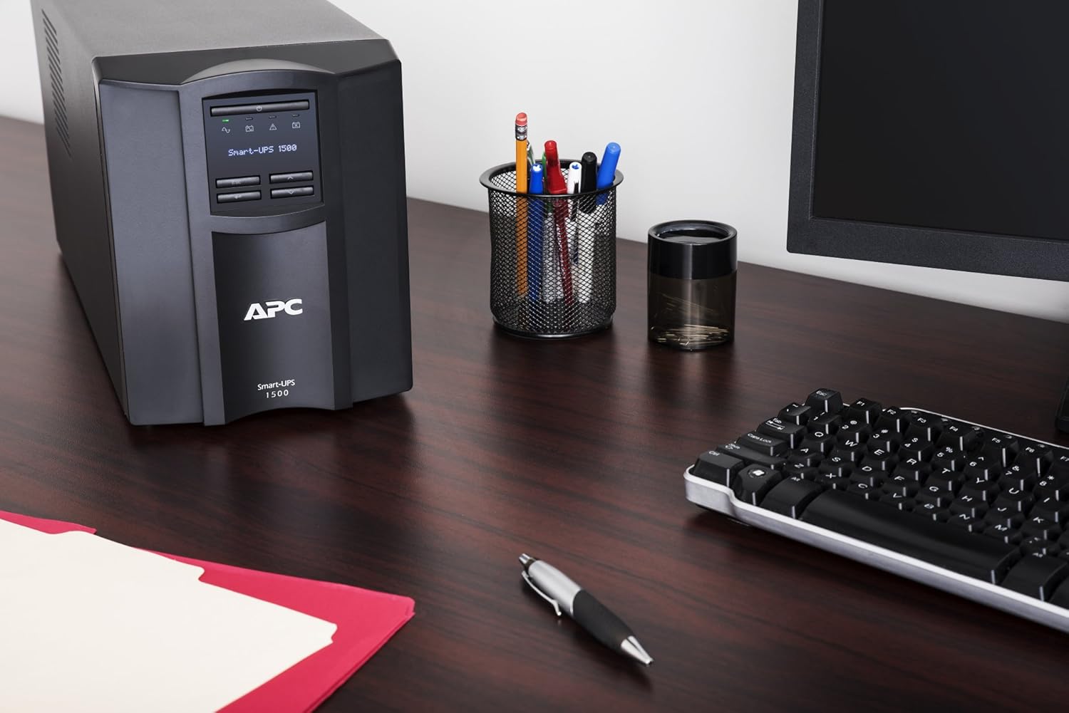 UPS APC Smart-UPS SMT1500IC 1500VA 1000W Preto SmartConnect - Imagem 2