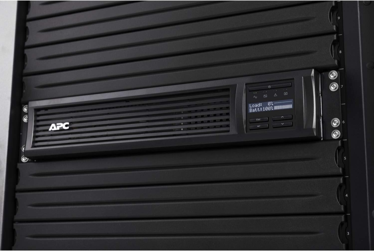 UPS para Rack APC SMT3000RMI2UC 3000VA 2700W 2U Preto 12 Saídas SmartConnect - Imagem 8