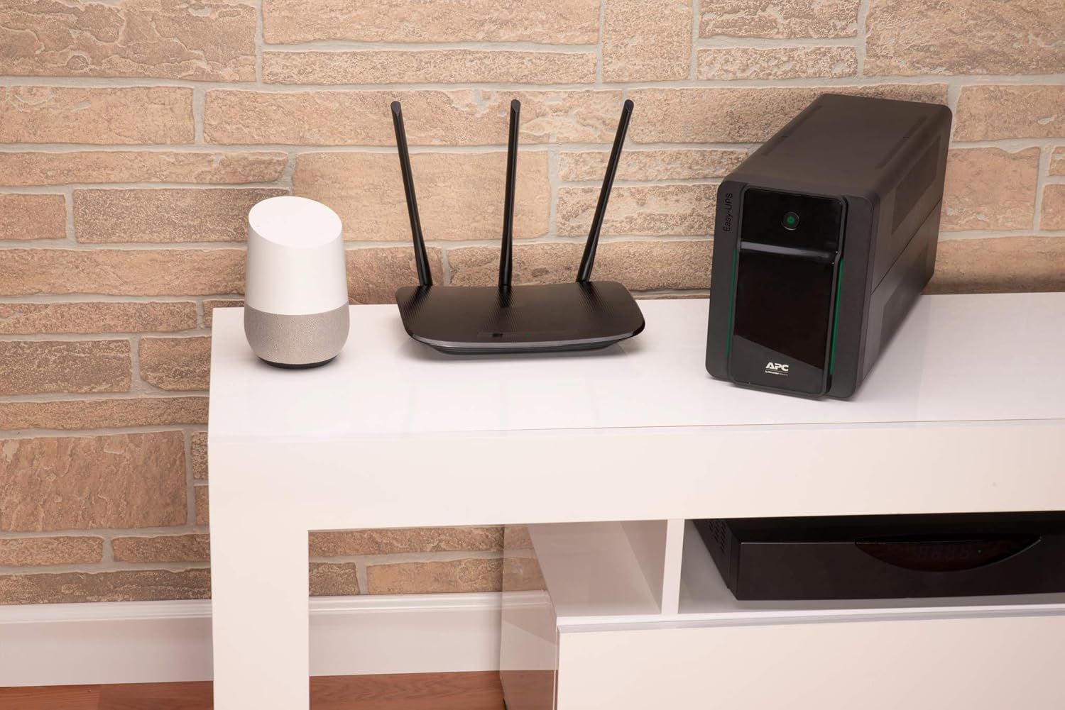 UPS APC Easy UPS BVX1600LI 1600VA 6 Saídas - Imagem 7