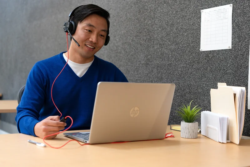 Auscultadores Headset HP Poly Blackwire 8225 Stereo USB-C com Adaptador USB-C/A Preto - Imagem 3