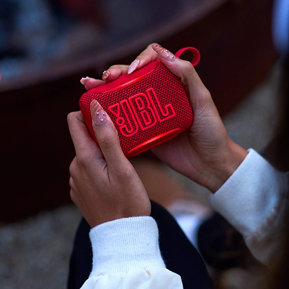 Coluna de Som Portátil JBL Go 5 Bluetooth Resistente à Água IP67 USB-C Vermelho - Imagem 2