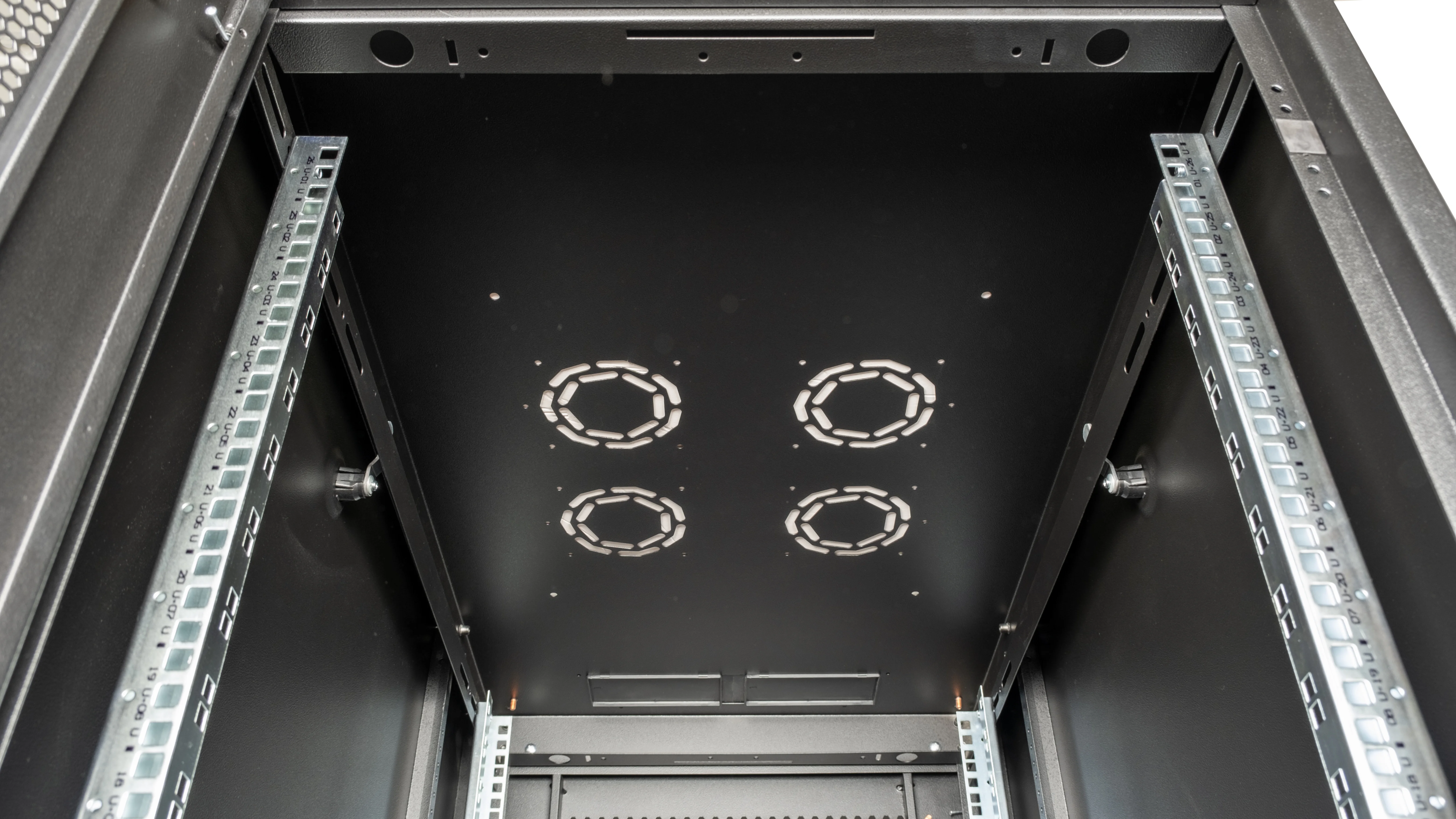 Bastidor Rack 19" Equip Basic Flex 26U 600x1000mm Porta Frontal Perfurada Preto RAL9005 - Imagem 4