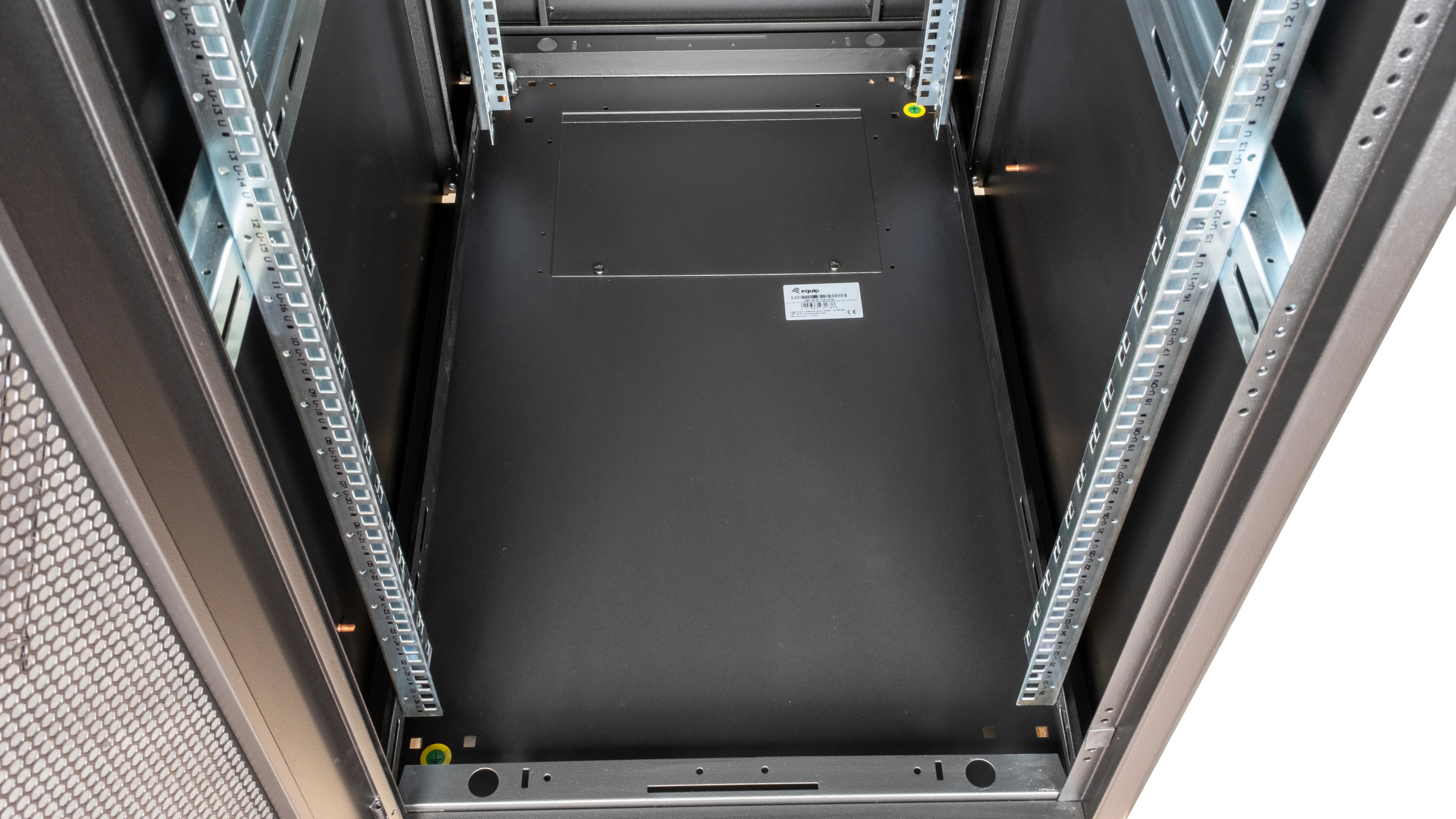 Bastidor Rack 19" Equip Basic Flex 26U 600x1000mm Porta Frontal Perfurada Preto RAL9005 - Imagem 3